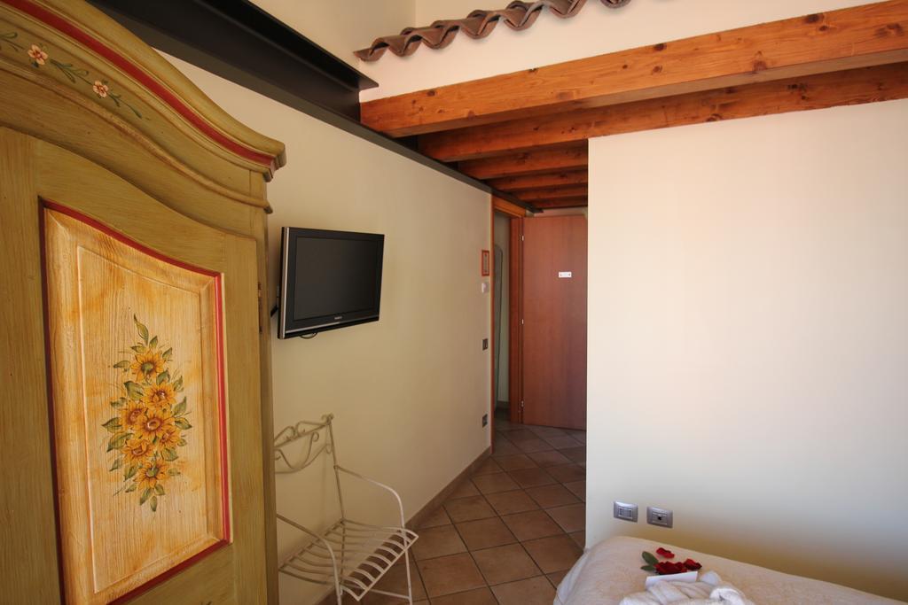 B&B I Fiori Di Marianna Бергамо Екстериор снимка